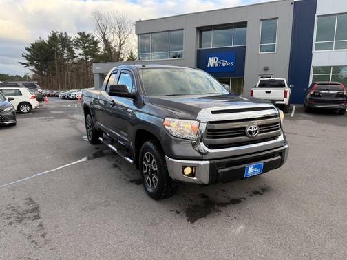 2015 Toyota Tundra SR5