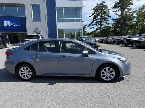 Celestite 2023 Toyota Corolla Hybrid SE