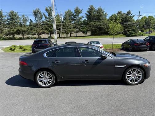 2017 Jaguar XF 35t Prestige