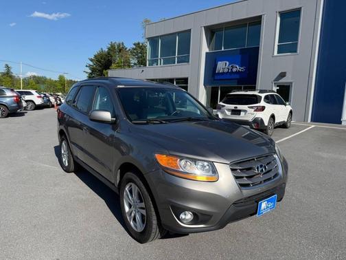 Mineral Gray 2011 Hyundai SANTA FE SE
