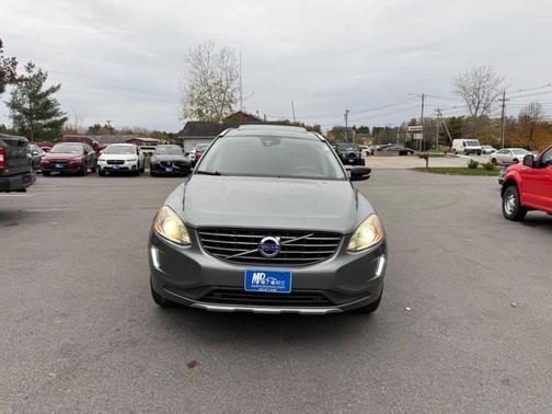 2017 Volvo XC60 T6 Dynamic