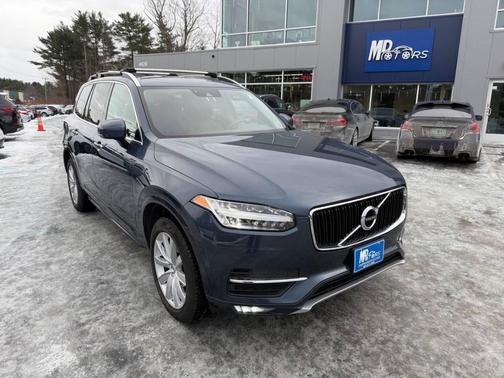 2018 Volvo XC90 T6 Momentum