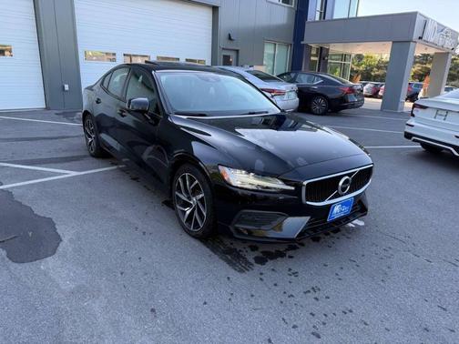 Black Stone 2019 Volvo S60 T6 Momentum