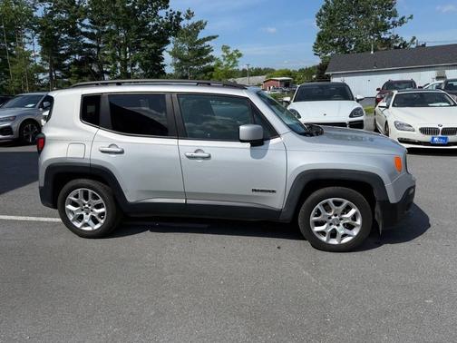 Glacier Metallic 2015 Jeep Renegade Latitude