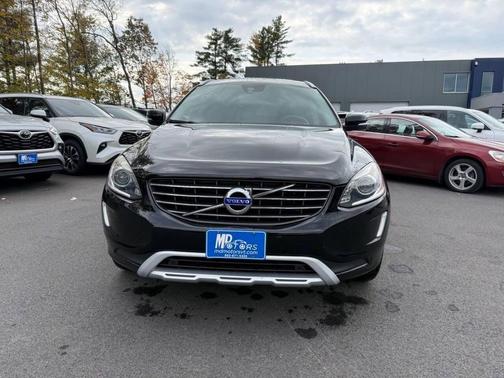 2017 Volvo XC60 T6 Dynamic