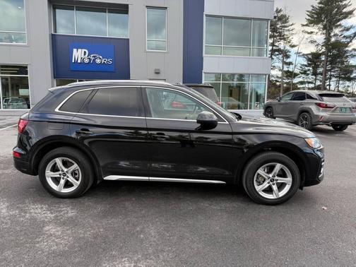 2023 Audi Q5 40 Premium