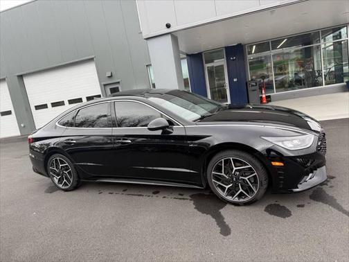 2023 Hyundai SONATA SE