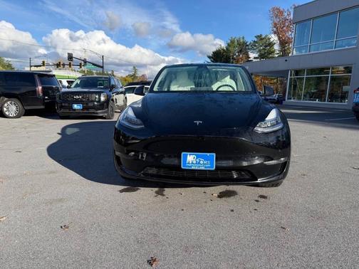 2021 Tesla Model Y Long Range Dual Motor All-Wheel Drive
