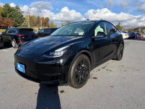 2021 Tesla Model Y Long Range Dual Motor All-Wheel Drive