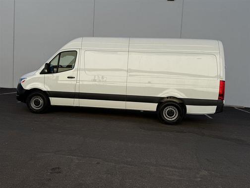 2023 Mercedes-Benz Sprinter 2500 High Roof