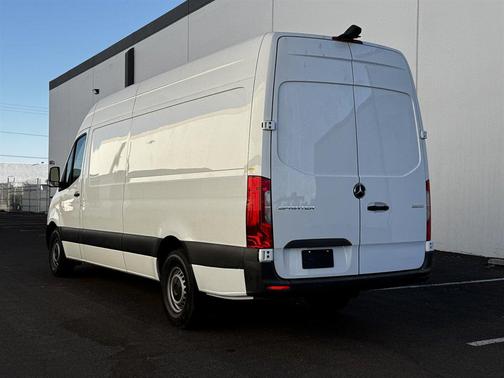 2023 Mercedes-Benz Sprinter 2500 High Roof