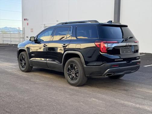 2022 GMC Acadia AT4 AWD