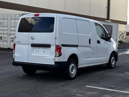 2015 Nissan NV200 S
