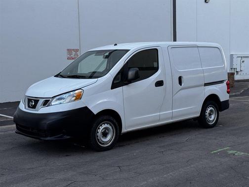 2015 Nissan NV200 S
