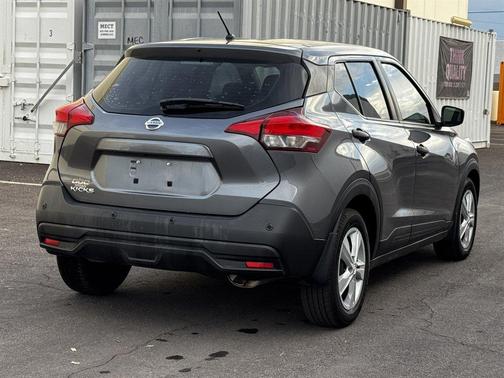 2020 Nissan Kicks S