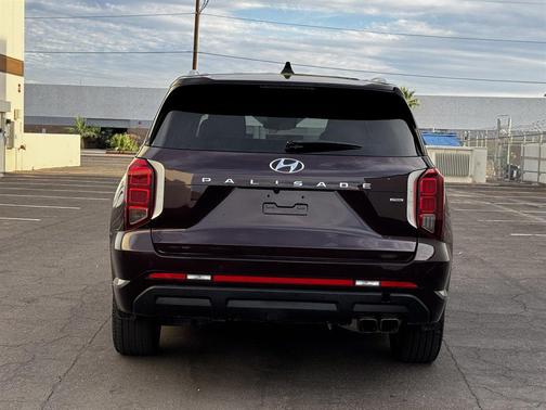 Burgundy 2023 Hyundai PALISADE Calligraphy