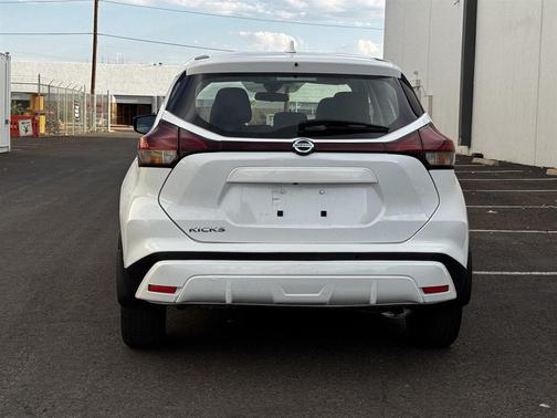 2021 Nissan Kicks S