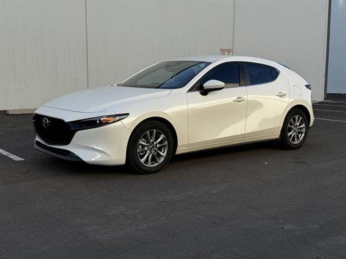 2022 Mazda Mazda3 FWD w/Select Package