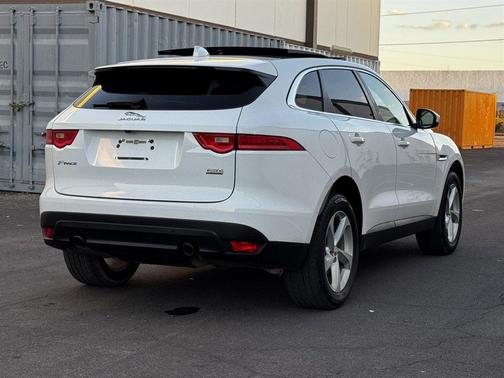 2019 Jaguar F-PACE 25t