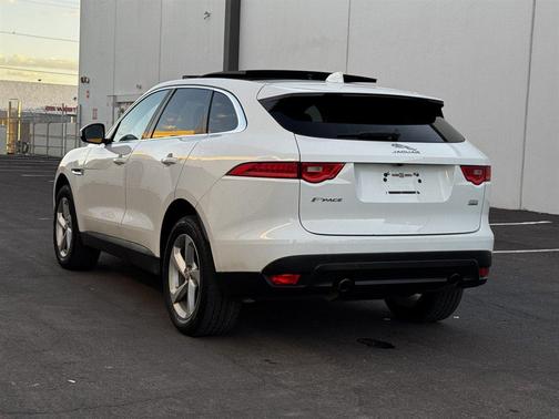 2019 Jaguar F-PACE 25t