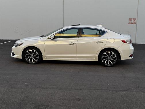 2016 Acura ILX Premium & A-SPEC Packages