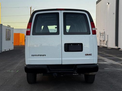 2023 GMC Savana 2500 Work Van