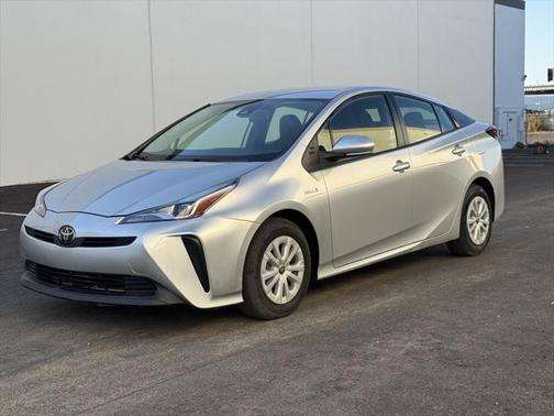 2022 Toyota Prius L