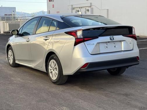2022 Toyota Prius L