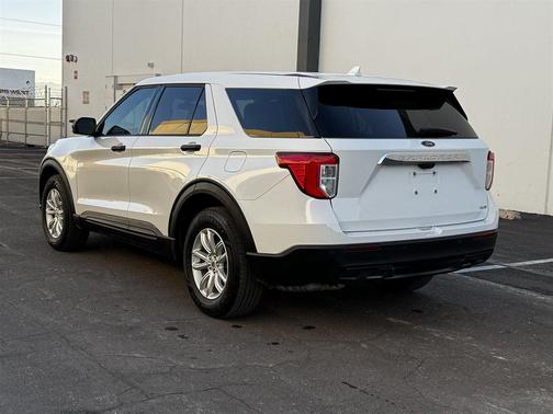 2020 Ford Explorer Base