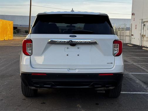 2020 Ford Explorer Base