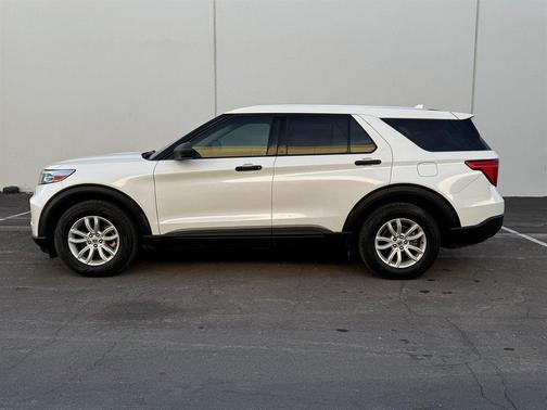 2020 Ford Explorer Base
