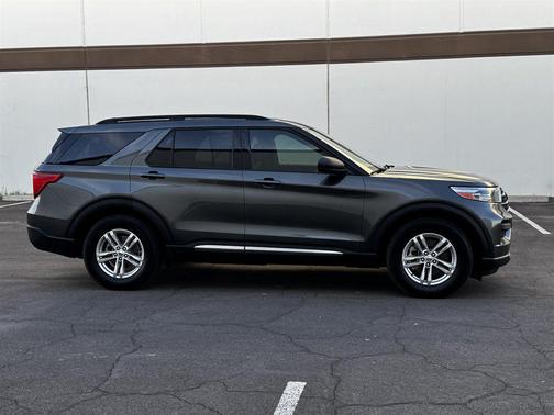 Charcoal 2020 Ford Explorer XLT