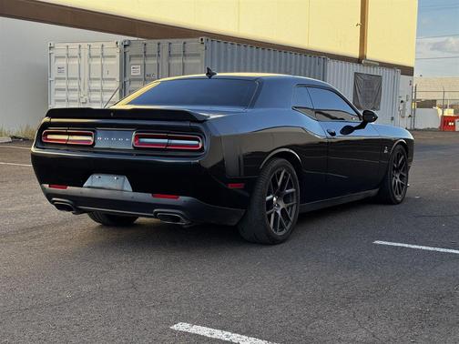 2016 Dodge Challenger R/T Scat Pack