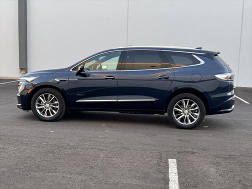 2022 Buick Enclave Avenir