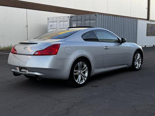 2009 INFINITI G37 Journey