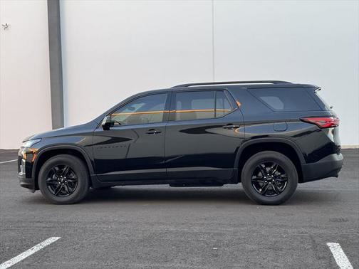 2022 Chevrolet Traverse LS