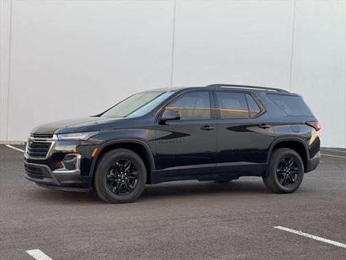 2022 Chevrolet Traverse LS