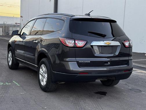 2017 Chevrolet Traverse LS