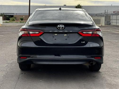 2022 Toyota Camry LE