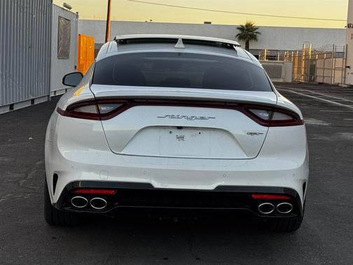 2020 Kia Stinger GT1
