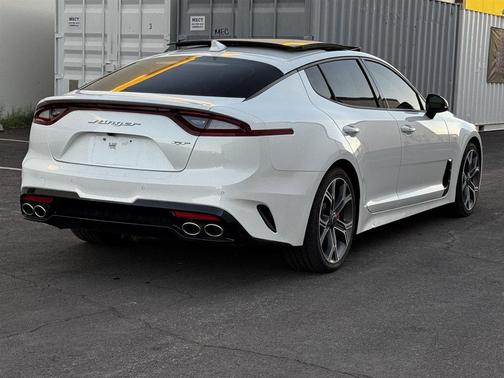 2020 Kia Stinger GT1