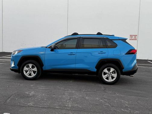 2021 Toyota RAV4 Hybrid LE
