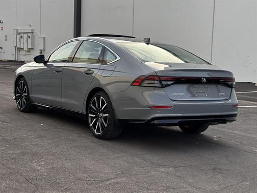 2025 Honda Accord Hybrid Touring