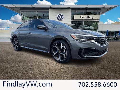 Platinum Gray Metallic 2022 Volkswagen Passat 2.0T R-Line