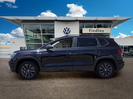 Deep Black Pearl Effect 2022 Volkswagen Taos 1.5T S