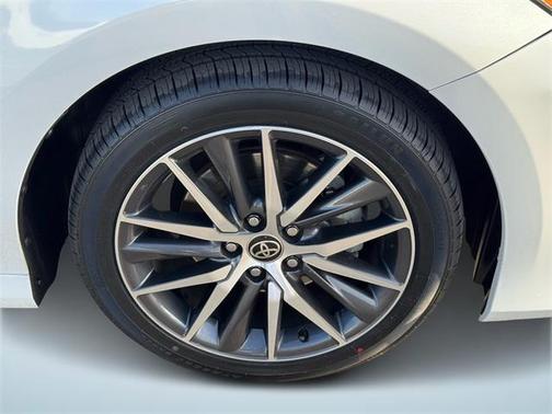 2022 Toyota Camry XLE
