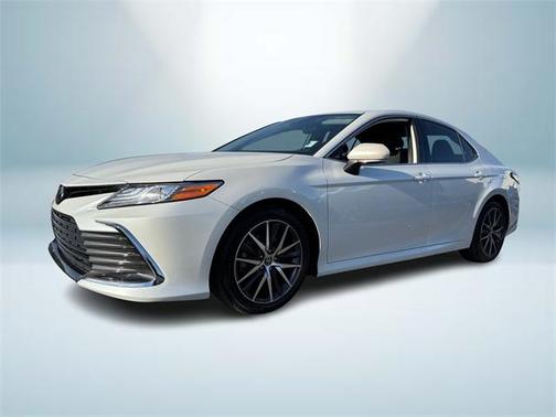 2022 Toyota Camry XLE