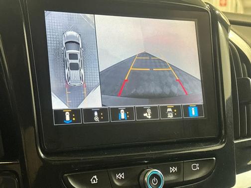 Mosaic Black Metallic 2024 Chevrolet Traverse Limited Premier