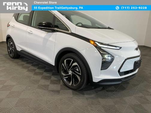 Summit White 2023 Chevrolet Bolt EV 2LT