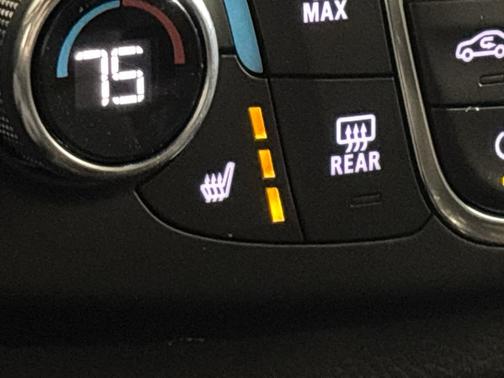 Sterling Gray Metallic 2023 Chevrolet Traverse LT Leather